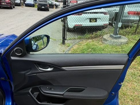 Used 2017 Honda Civic EX image 12