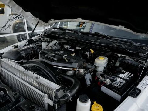 Used 2018 RAM 3500 Laramie Longhorn image 28