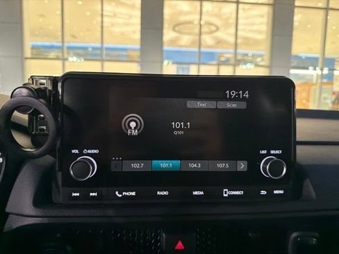 Used 2023 Honda CR-V Sport image 10