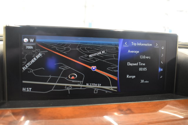 Used 2021 Lexus LX 570 4WD w/ Luxury Package image 26