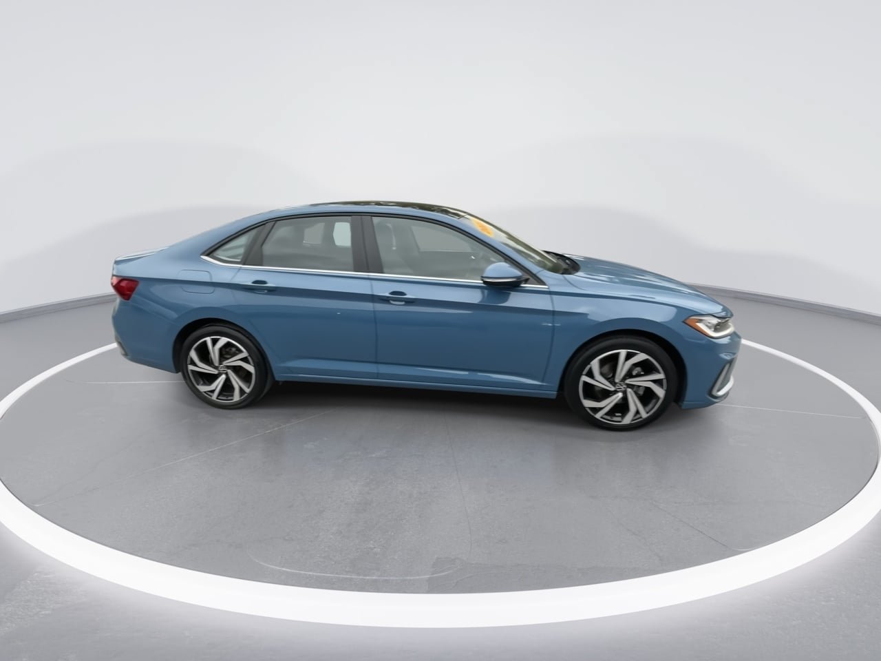 Used 2025 Volkswagen Jetta SEL FWD image 23
