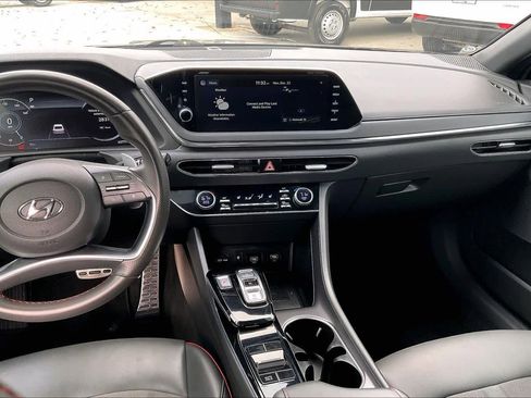 Used 2021 Hyundai Sonata SEL Plus w/ Tech Package image 6