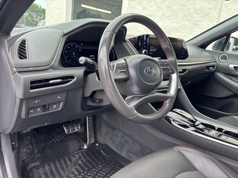 Used 2023 Hyundai Sonata SEL Plus FWD image 9