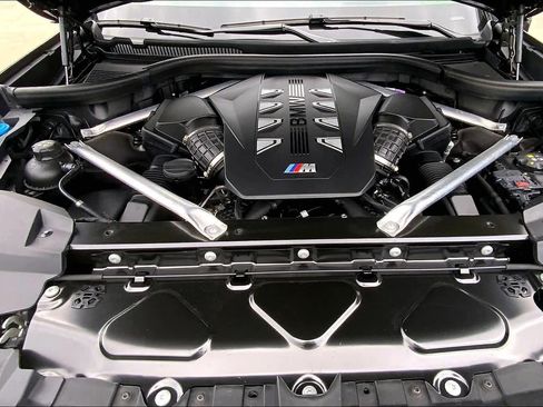 Used 2025 BMW X7 M60i AWD/4WD image 54