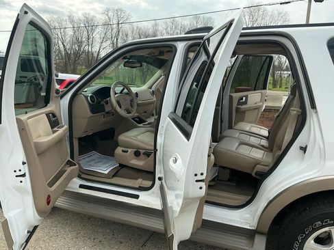 Used 2003 Ford Expedition Eddie Bauer image 9