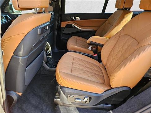 New 2026 BMW X7 xDrive40i w/ M Sport Package image 16