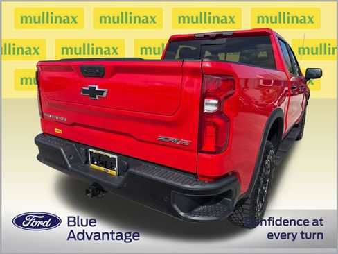 Used 2024 Chevrolet Silverado 1500 ZR2 w/ Technology Package AWD/4WD image 4