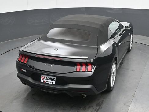 Used 2025 Ford Mustang GT Premium RWD image 29