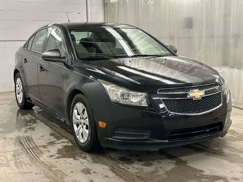 Used 2014 Chevrolet Cruze LS FWD image 18