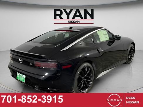 New 2025 Nissan Z Performance w/ Floor Mat Package image 5