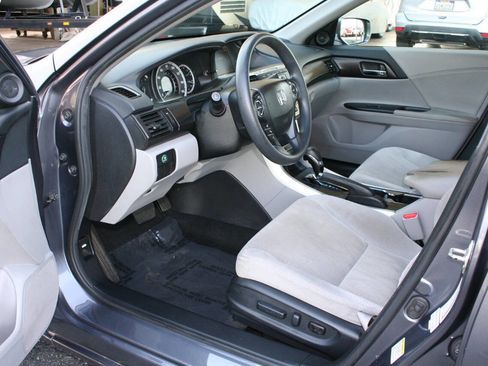 Used 2013 Honda Accord EX image 12