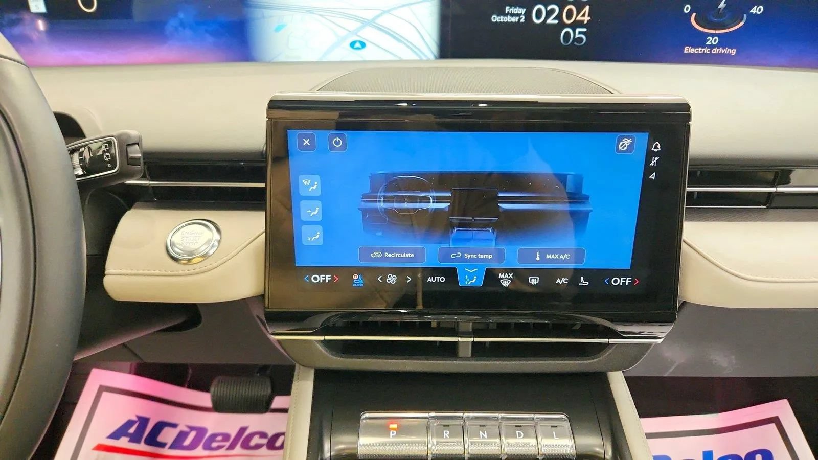 Used 2024 Lincoln Nautilus Premier w/ Equipment Group 102A AWD/4WD image 19