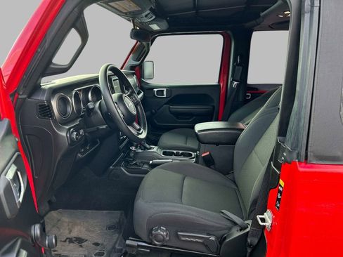 Used 2023 Jeep Wrangler Willys image 13