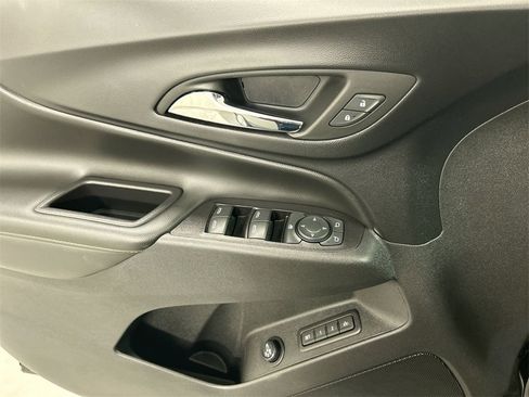 Used 2019 Chevrolet Equinox Premier w/ LPO, Floor Liner Package image 11