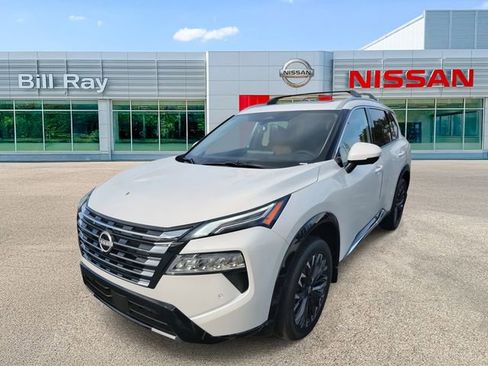 New 2026 Nissan Rogue Platinum image 2