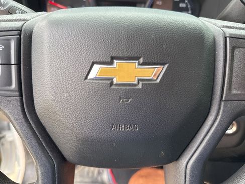 Used 2023 Chevrolet Silverado 1500 Custom image 27