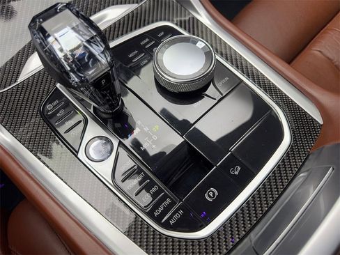 Used 2021 BMW X6 M50i w/ Executive Package image 71