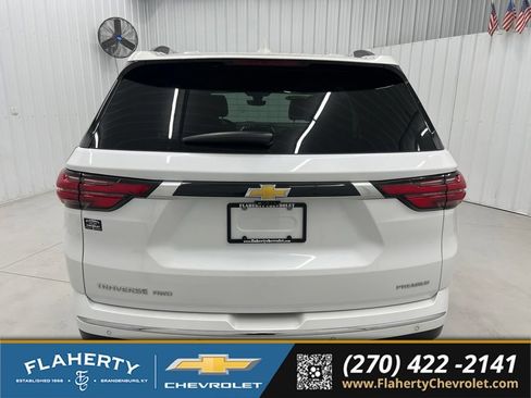 Used 2023 Chevrolet Traverse Premier AWD/4WD image 4