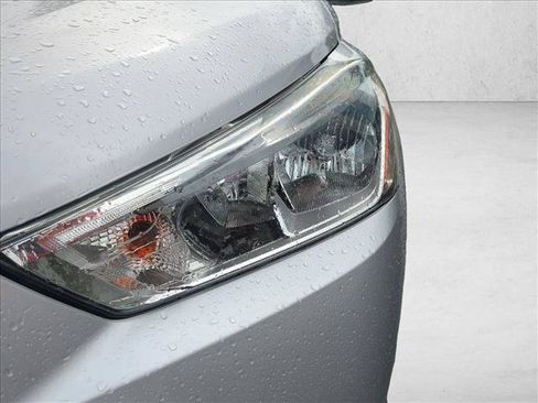 Used 2020 Nissan Kicks SV FWD image 9