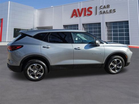 Used 2024 Chevrolet Blazer LT image 7