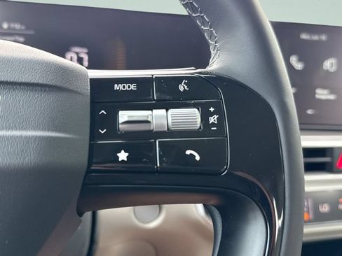 New 2026 Kia Sorento S AWD/4WD image 29