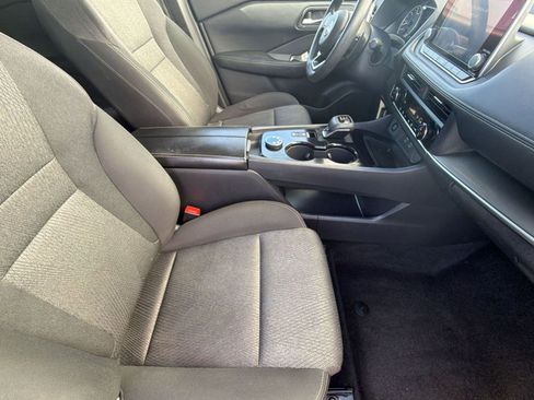 Used 2024 Nissan Rogue SV AWD/4WD image 35