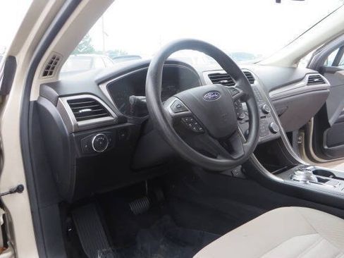Used 2017 Ford Fusion S FWD image 14