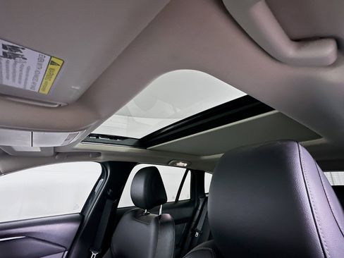 Used 2024 MAZDA CX-50 AWD 2.5 S w/ Premium Package image 27