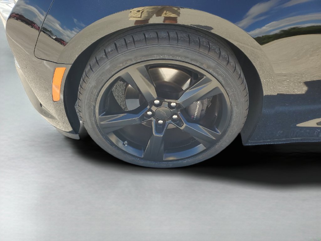 Used 2016 Chevrolet Camaro SS RWD image 27