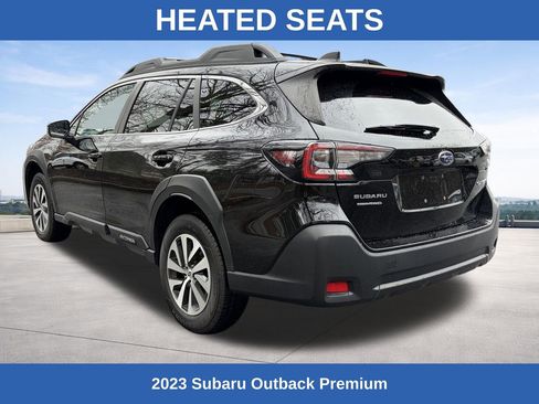 Used 2023 Subaru Outback Premium image 3