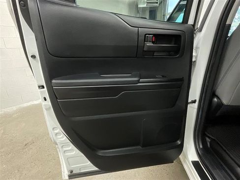 Used 2021 Toyota Tundra SR image 18