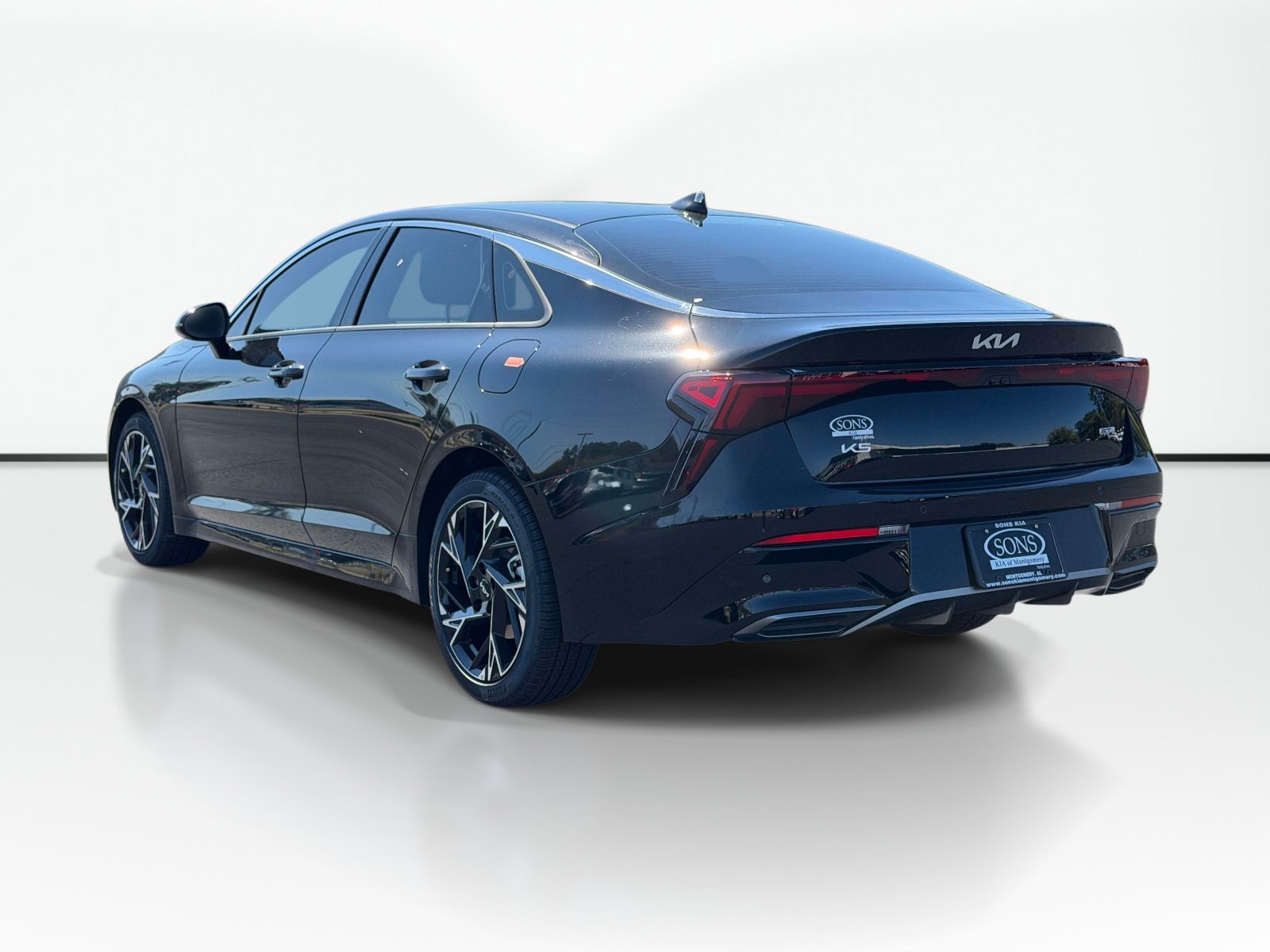 New 2026 Kia K5 GT-Line FWD image 3