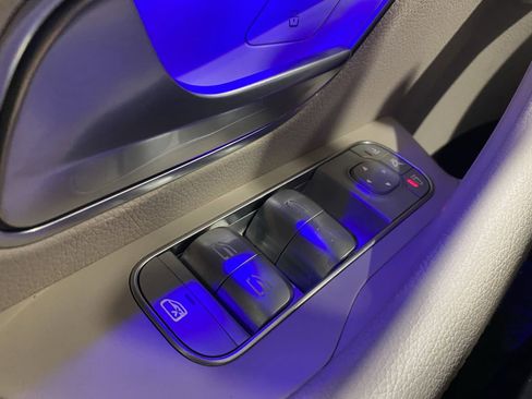 Certified 2021 Mercedes-Benz GLE 350 4MATIC image 9