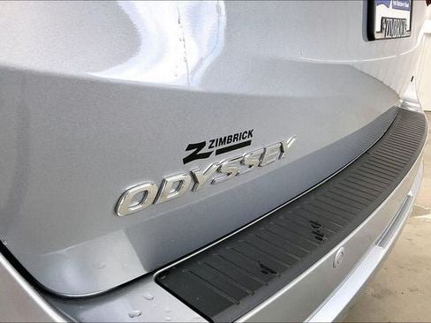 Certified 2026 Honda Odyssey Touring image 9