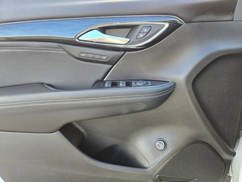 Used 2023 Buick Envision Essence FWD image 18