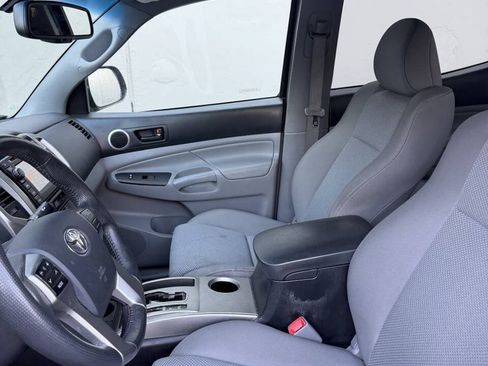 Used 2013 Toyota Tacoma 4x4 Double Cab w/ TRD Off-Road Pkg image 13