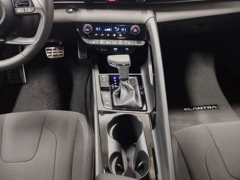 New 2026 Hyundai Elantra SEL Sport image 33
