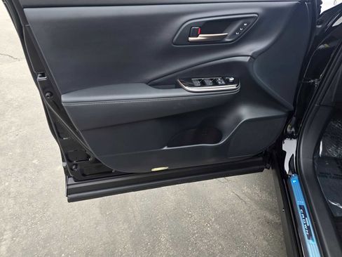 New 2025 Toyota Crown Signia image 23