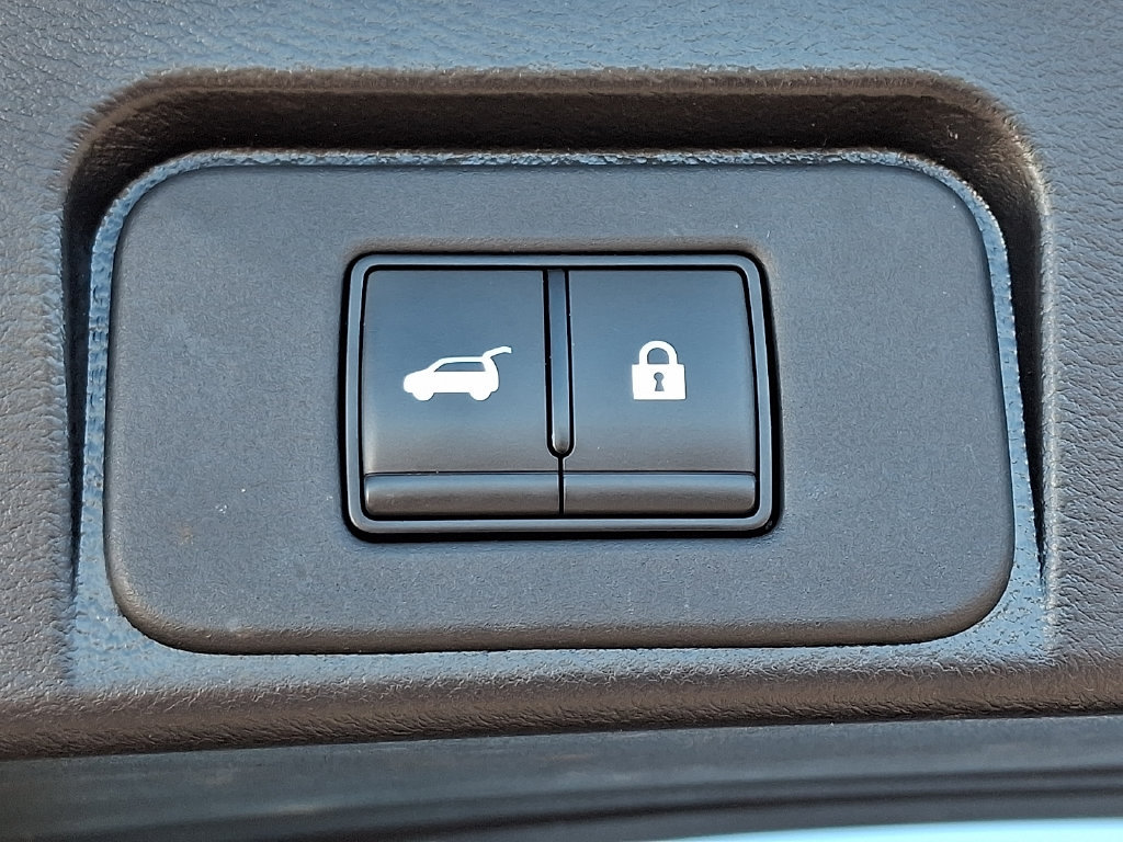 Certified 2024 Nissan Rogue SL w/ SL Premium Package AWD/4WD image 32