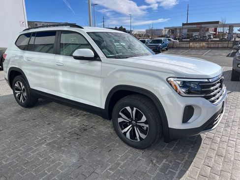 New 2026 Volkswagen Atlas SE image 7