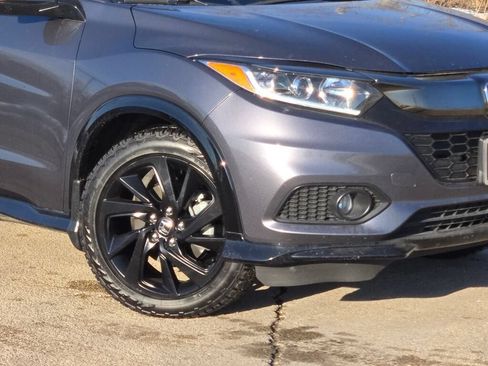 Used 2021 Honda HR-V Sport image 3