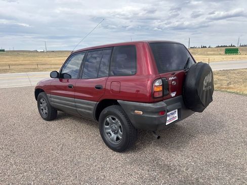 Used 1999 Toyota RAV4 2WD 4-Door image 3