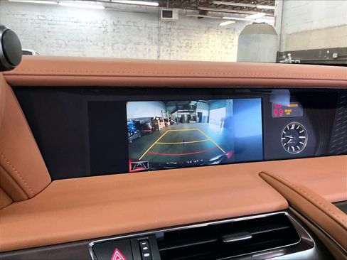 Used 2023 Lexus LC 500 Convertible w/ Touring Package RWD image 23