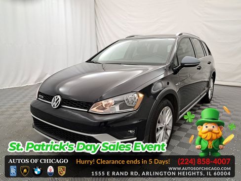 Used 2017 Volkswagen Golf Alltrack S image 1