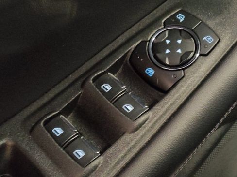 Used 2024 Ford Edge SEL image 27