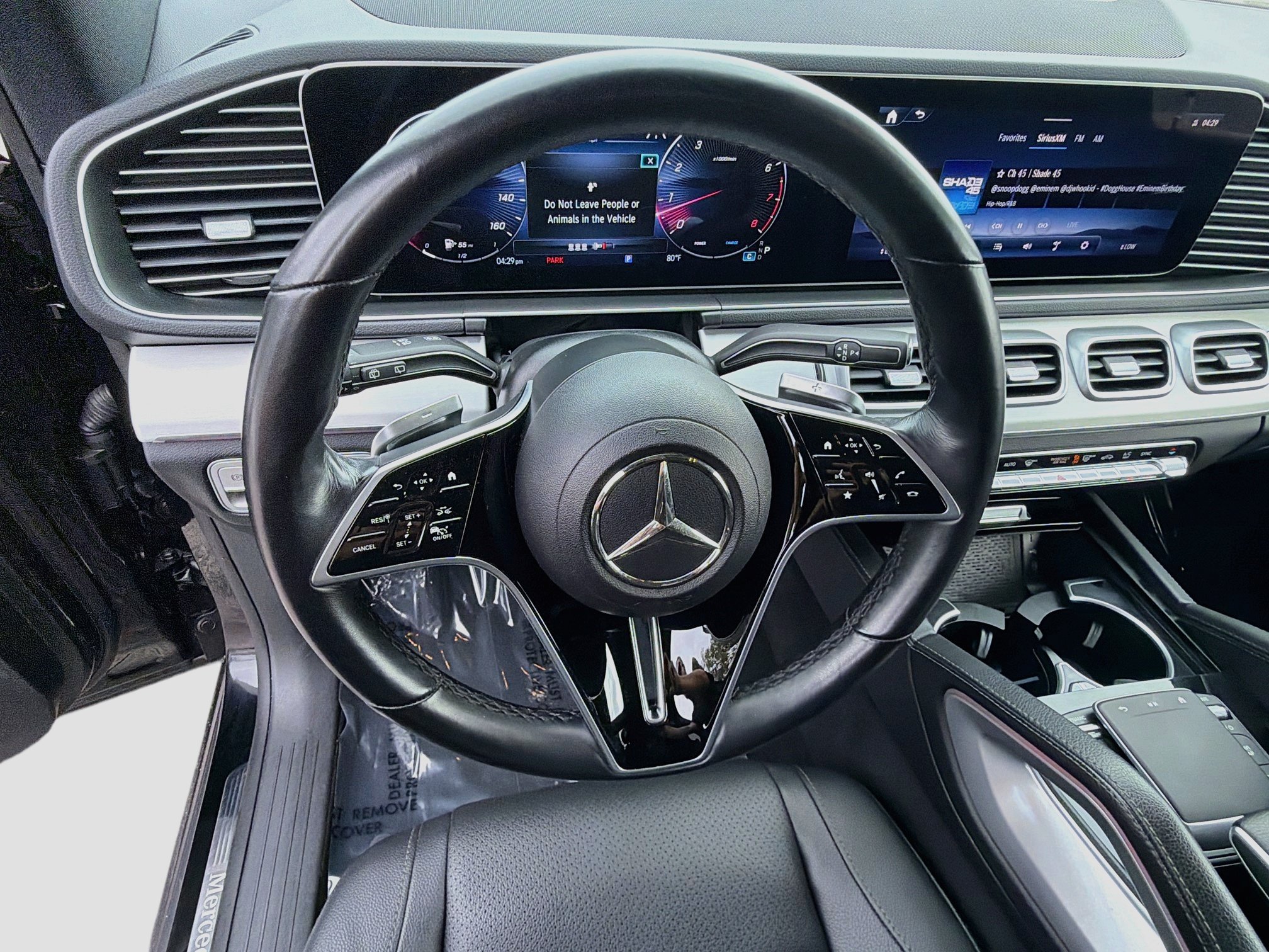 Used 2025 Mercedes-Benz GLE 350 4MATIC w/ Driver Assistance Package image 39