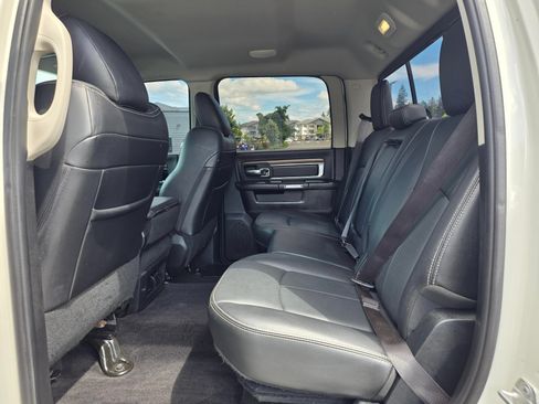 Used 2018 RAM 2500 Laramie w/ Sport Appearance Group AWD/4WD image 25