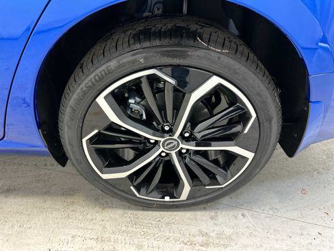 New 2025 Nissan Altima 2.5 SR image 11