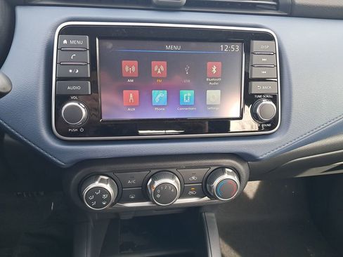 New 2025 Nissan Versa SV w/ Trunk Package image 19