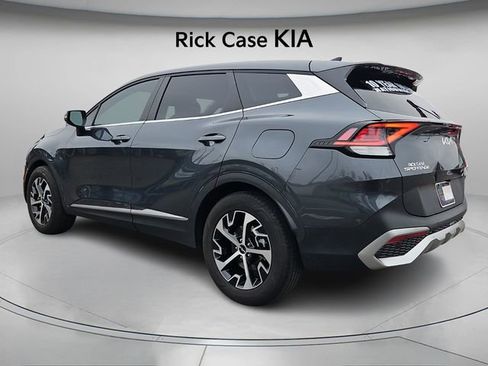 Used 2024 Kia Sportage EX image 7